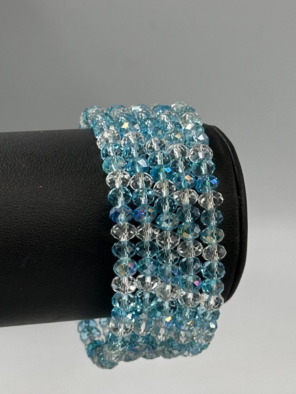 3/$30 Faceted Glass Beaded Memory Wire Bracelet Blue Clear Multi Strand